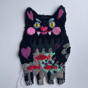 Kitty found tensile tree decorations (Anastasia  Tiller)