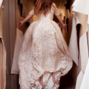 Leaving past behind (Nika Belianina)