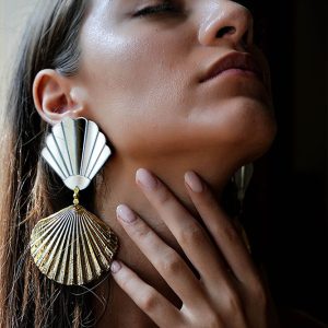Shell Earrings (Mina Tafazoli)