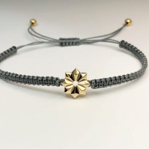 8-sided star macrame bracelet (Rana Mireskandari)