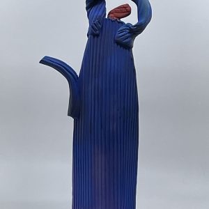Blue sculpture teapot (Shu-Chen Cheng)
