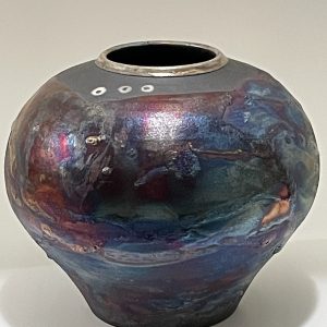 Raku luster vase (Shu-Chen Cheng)