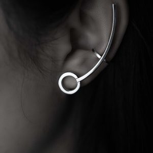 Ear Cuff Round (Hubert Bao)
